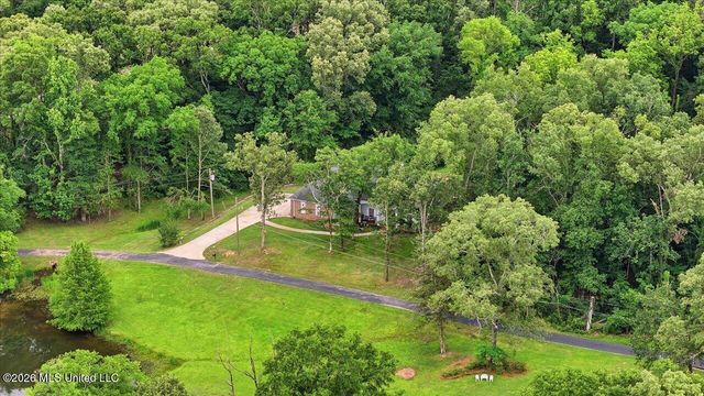 1521 Lake Mimosa Drive, Raymond, MS 39154