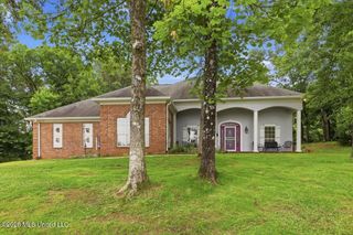 1521 Lake Mimosa Drive, Raymond, MS 39154