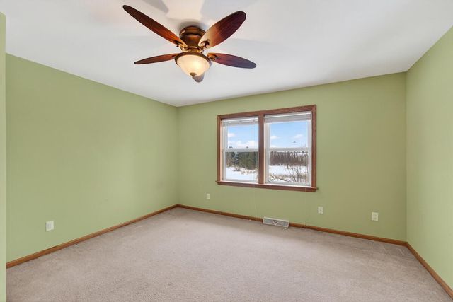 1717 Ernst DRIVE, Hartford, WI 53027