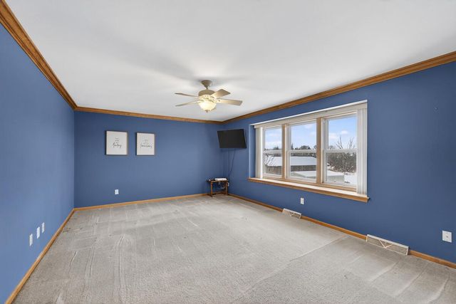 1717 Ernst DRIVE, Hartford, WI 53027