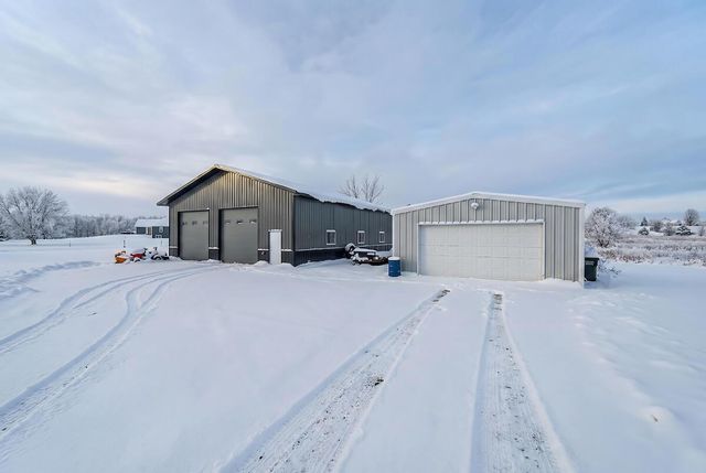 1717 Ernst DRIVE, Hartford, WI 53027