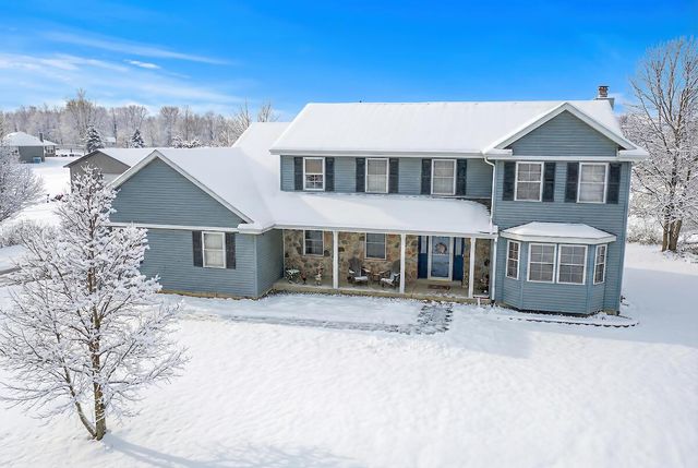 1717 Ernst DRIVE, Hartford, WI 53027
