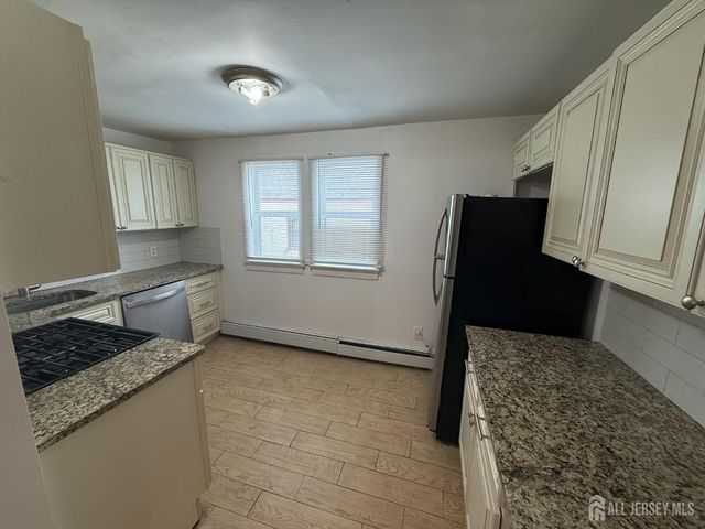 104 S Hyde Avenue 2, Iselin, NJ 08830