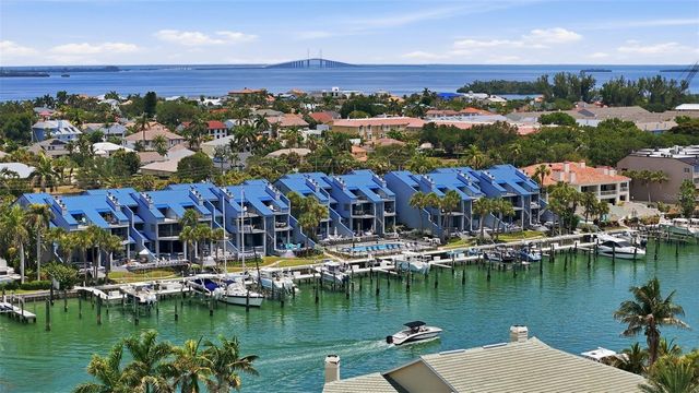 910 PINELLAS BAYWAY S 201, Tierra Verde, FL 33715