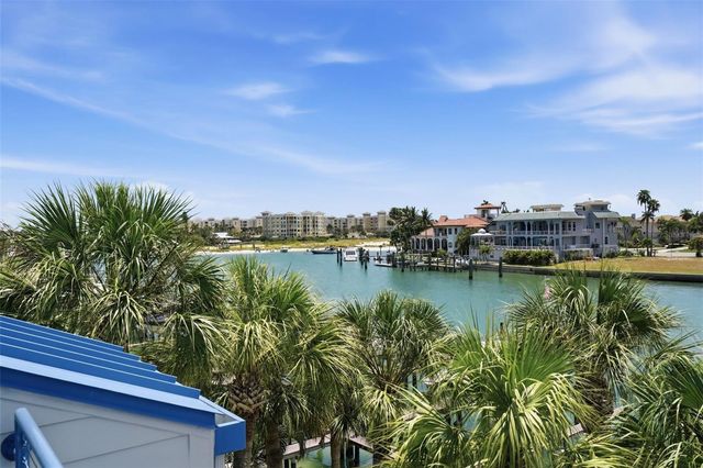 910 PINELLAS BAYWAY S 201, Tierra Verde, FL 33715