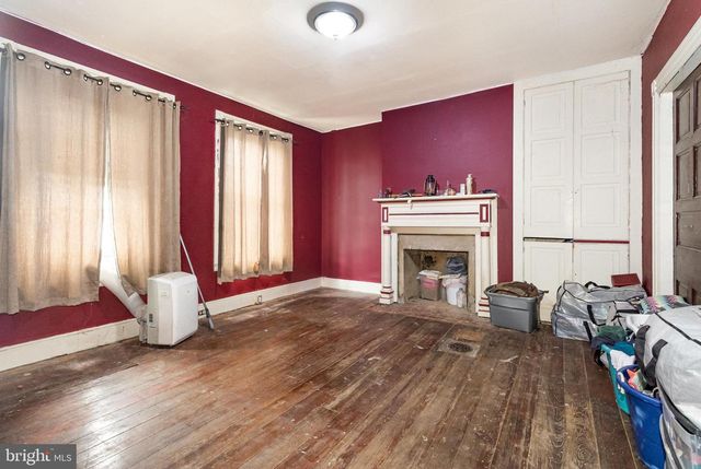 21 E MAIN ST, Newville, PA 17241