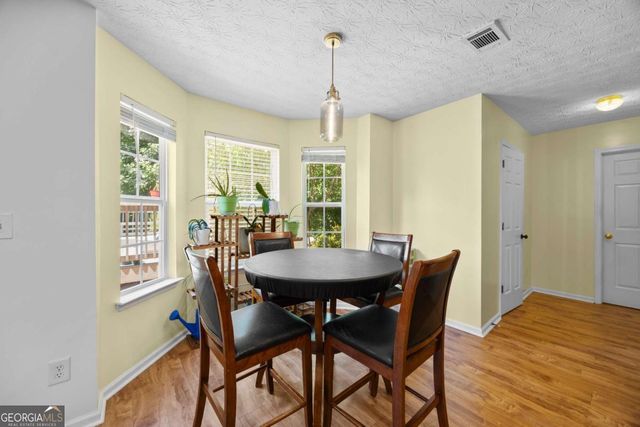 4041 Oak Crossing Drive, Suwanee, GA 30024