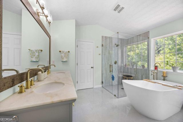 4041 Oak Crossing Drive, Suwanee, GA 30024