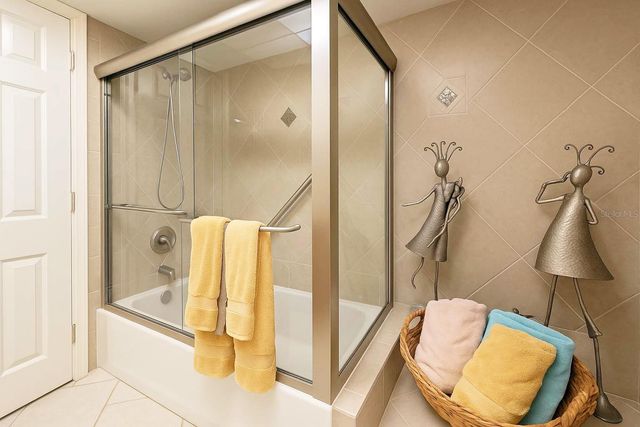 2503 BENEVA ROAD 3, Sarasota, FL 34232