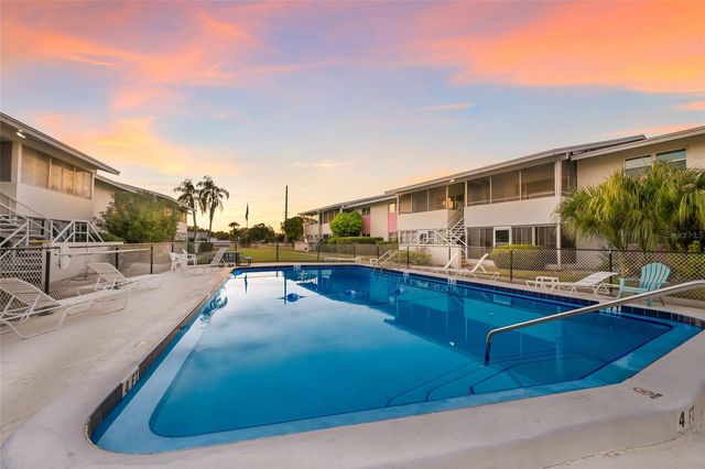 2503 BENEVA ROAD 3, Sarasota, FL 34232