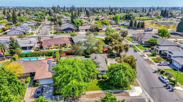 6620 N Dearing Avenue, Fresno, CA 93710