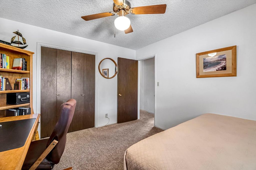 Image 23 of property listing at 6620 N Dearing Avenue, Fresno, CA 93710