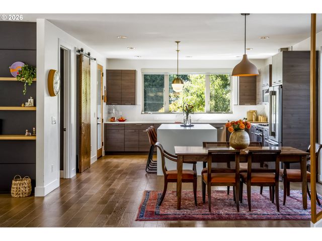 4135 Se 30TH Ave, Portland, OR 97202