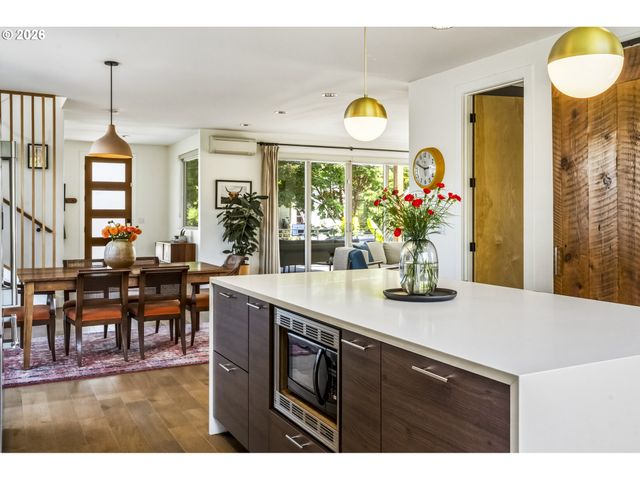 4135 Se 30TH Ave, Portland, OR 97202