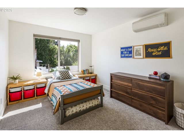4135 Se 30TH Ave, Portland, OR 97202