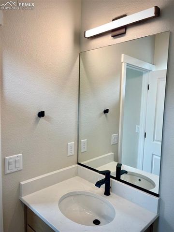 6132 Steele Creek Way, Colorado Springs, CO 80922