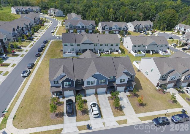 6016 Chelsea Oaks Ridge, Tega Cay, SC 29708