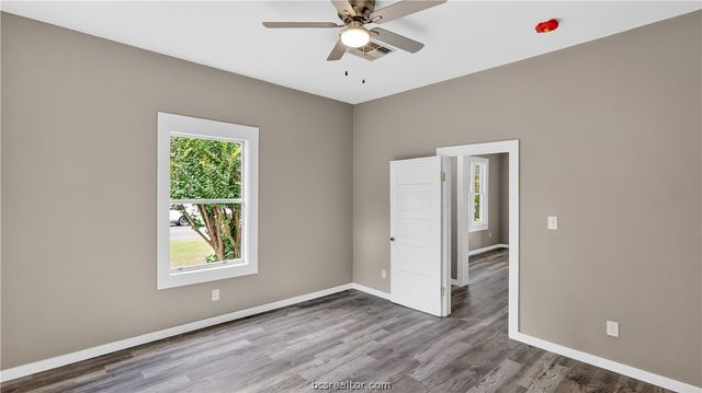 205 South Banks Street, Caldwell, TX 77836