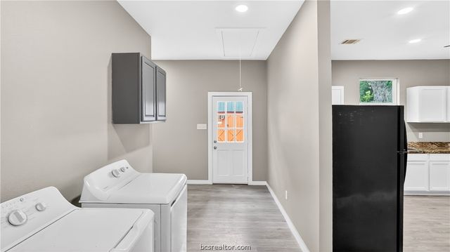205 South Banks Street, Caldwell, TX 77836