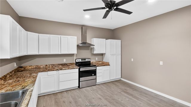 205 South Banks Street, Caldwell, TX 77836