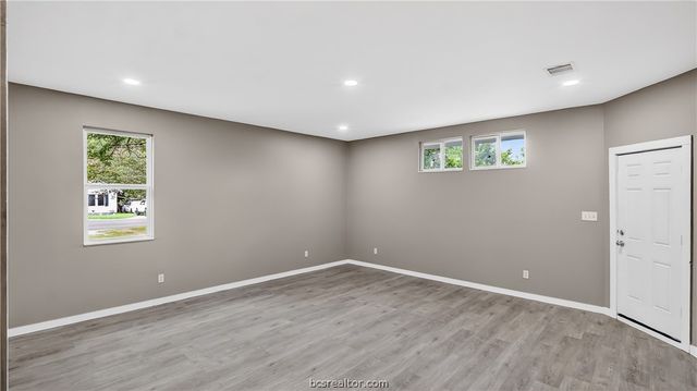 205 South Banks Street, Caldwell, TX 77836