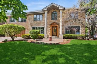 6630 N Spokane Avenue, Lincolnwood, IL 60712