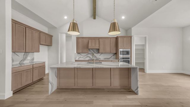 1097 Woodland Road, Weatherford, TX 76088