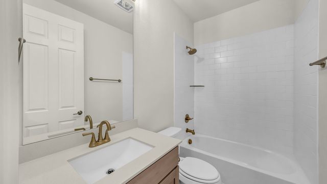 1097 Woodland Road, Weatherford, TX 76088