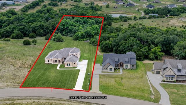 1097 Woodland Road, Weatherford, TX 76088