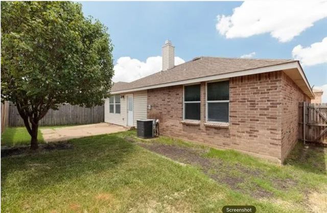 7624 Scarlet View Trail, Fort Worth, TX 76131