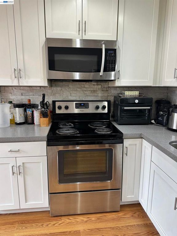 Image 26 of property listing at 26847 26847 Gaither Way, Hayward, CA 94544