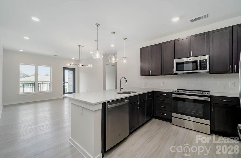 3630 N Davidson Street 3302, Charlotte, NC 28205