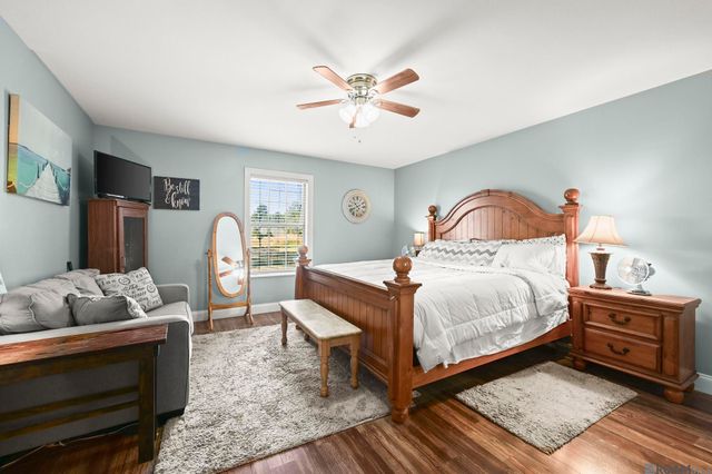 12175 Peairs Rd, Zachary, LA 70791