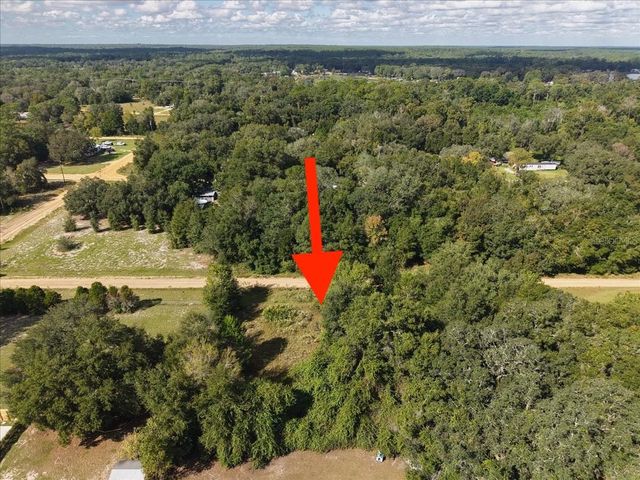 206 N HELMERS AVENUE, Interlachen, FL 32148