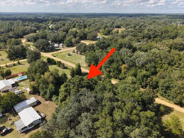 206 N HELMERS AVENUE, Interlachen, FL 32148