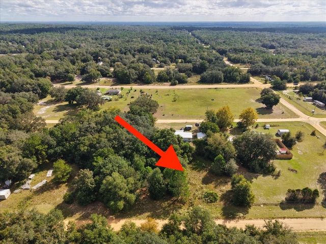 206 N HELMERS AVENUE, Interlachen, FL 32148