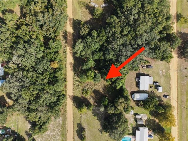 206 N HELMERS AVENUE, Interlachen, FL 32148
