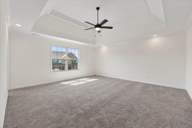 653 Woodrush Dr, Clarksville, TN 37040