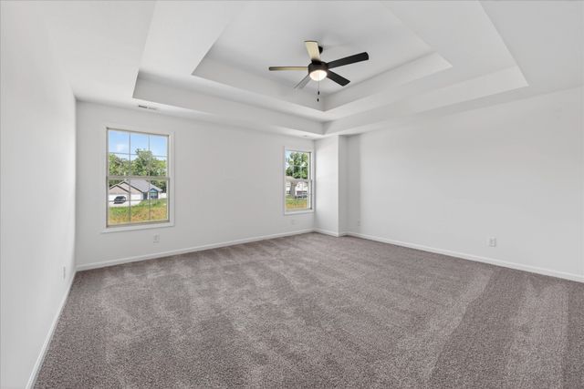 653 Woodrush Dr, Clarksville, TN 37040