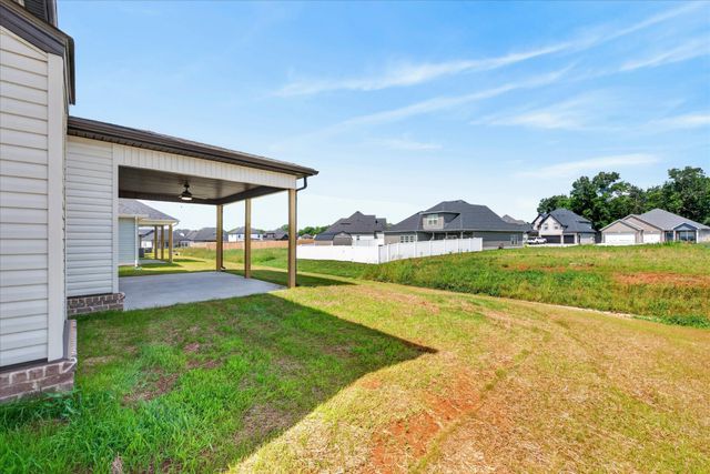 653 Woodrush Dr, Clarksville, TN 37040
