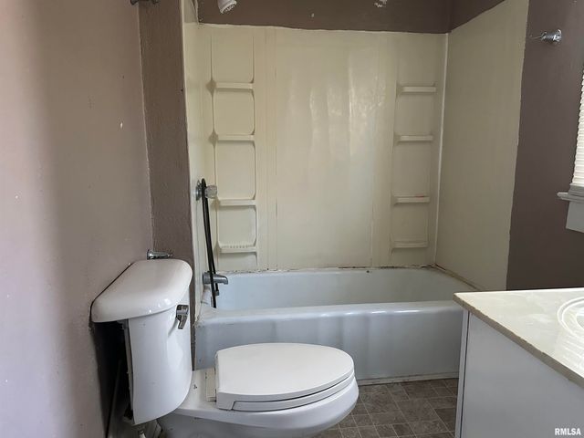 1037 N WESLEY Street, Springfield, IL 62702