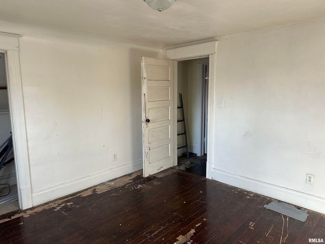 1037 N WESLEY Street, Springfield, IL 62702