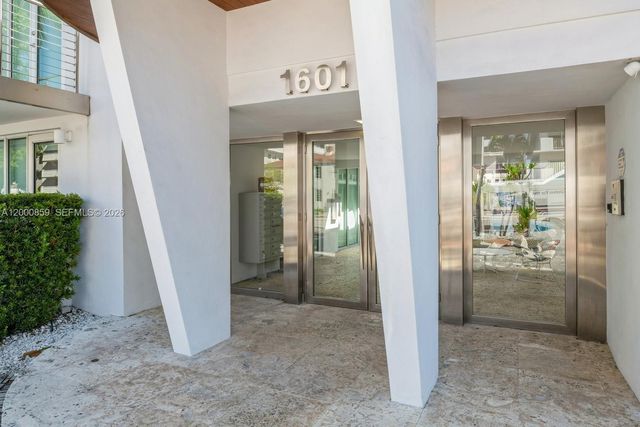 1601 West Ave 208, Miami Beach, FL 33139