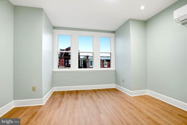 5604 N 2ND ST, Philadelphia, PA 19120