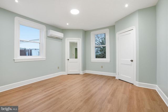 5604 N 2ND ST, Philadelphia, PA 19120