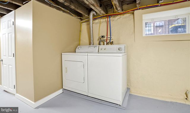 5604 N 2ND ST, Philadelphia, PA 19120