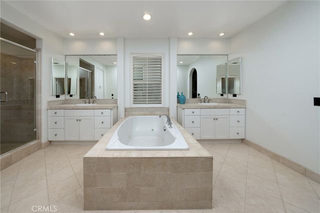 18741 Sinclair Lane, Huntington Beach, CA 92648