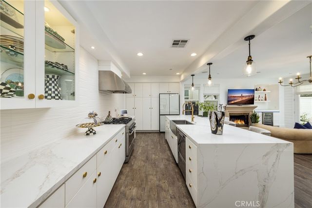 18741 Sinclair Lane, Huntington Beach, CA 92648