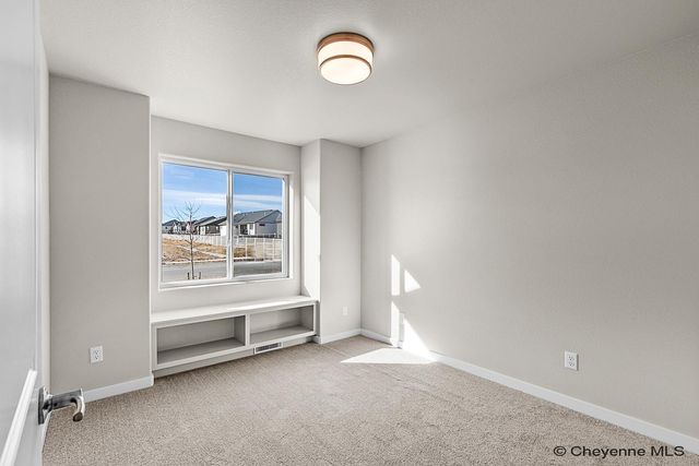 2134 PACK SADDLE RD, Cheyenne, WY 82007