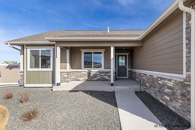 2134 PACK SADDLE RD, Cheyenne, WY 82007